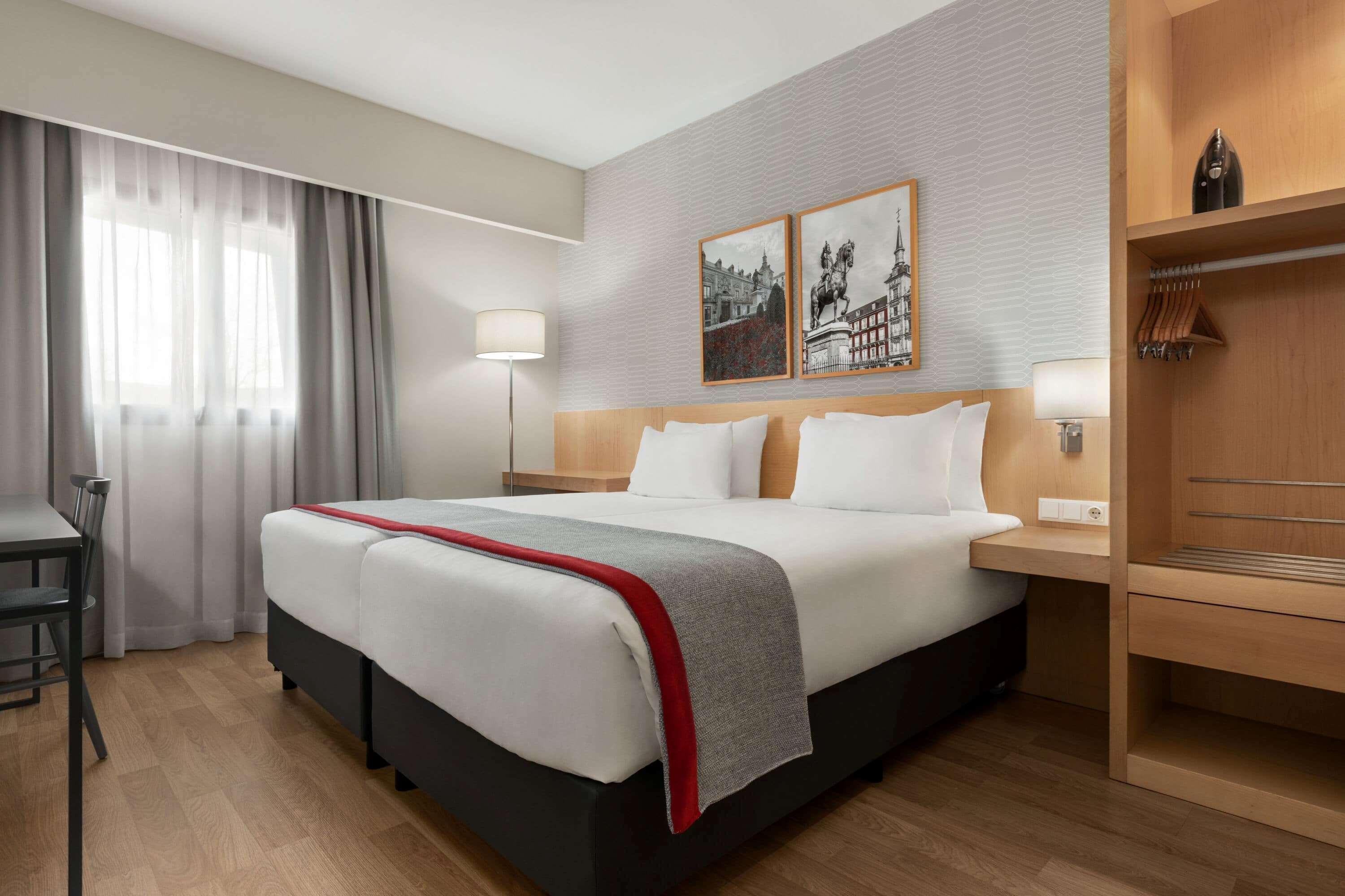 Готель Ramada By Wyndham Madrid Хетафе Екстер'єр фото