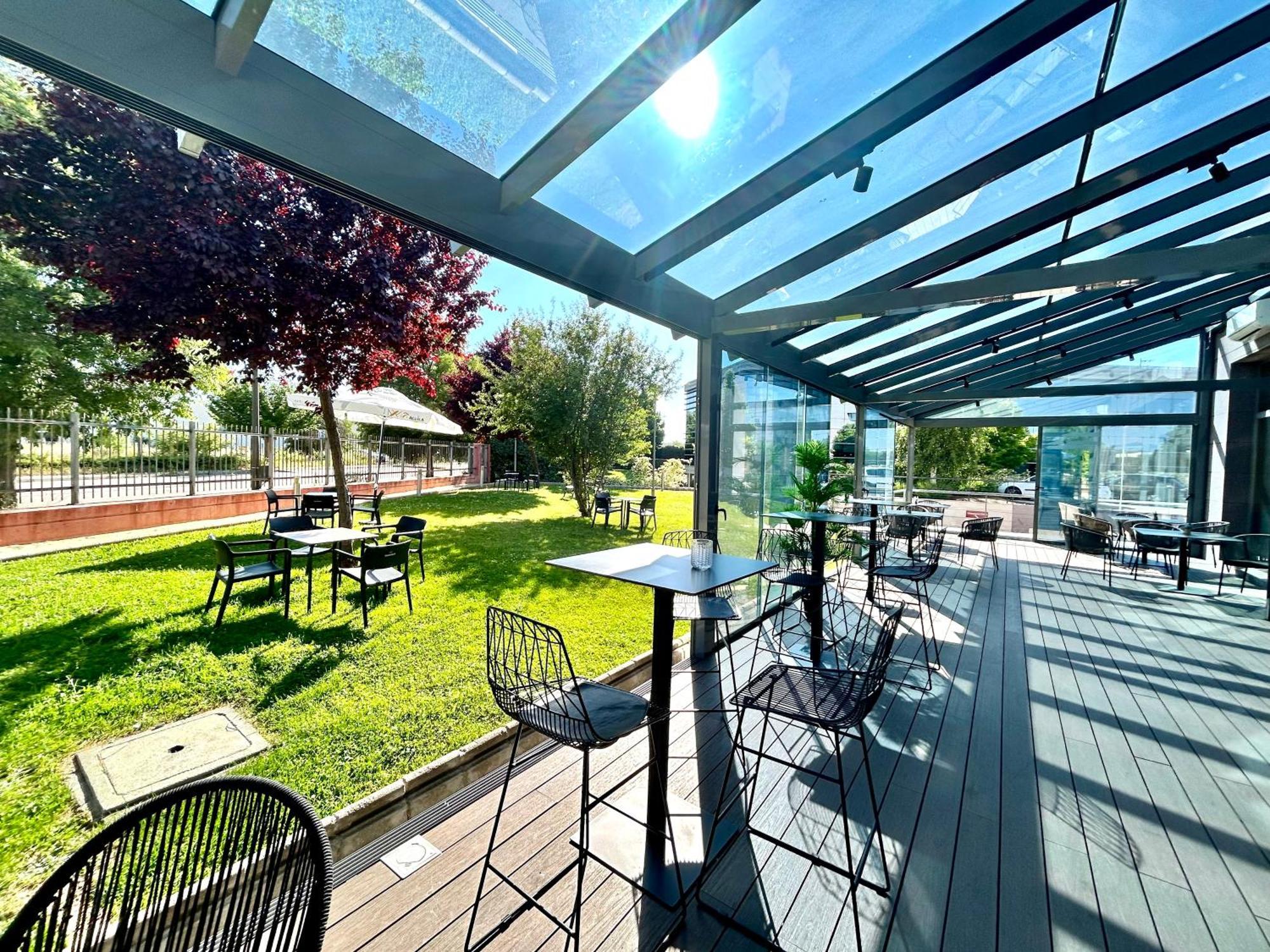 Готель Ramada By Wyndham Madrid Хетафе Екстер'єр фото