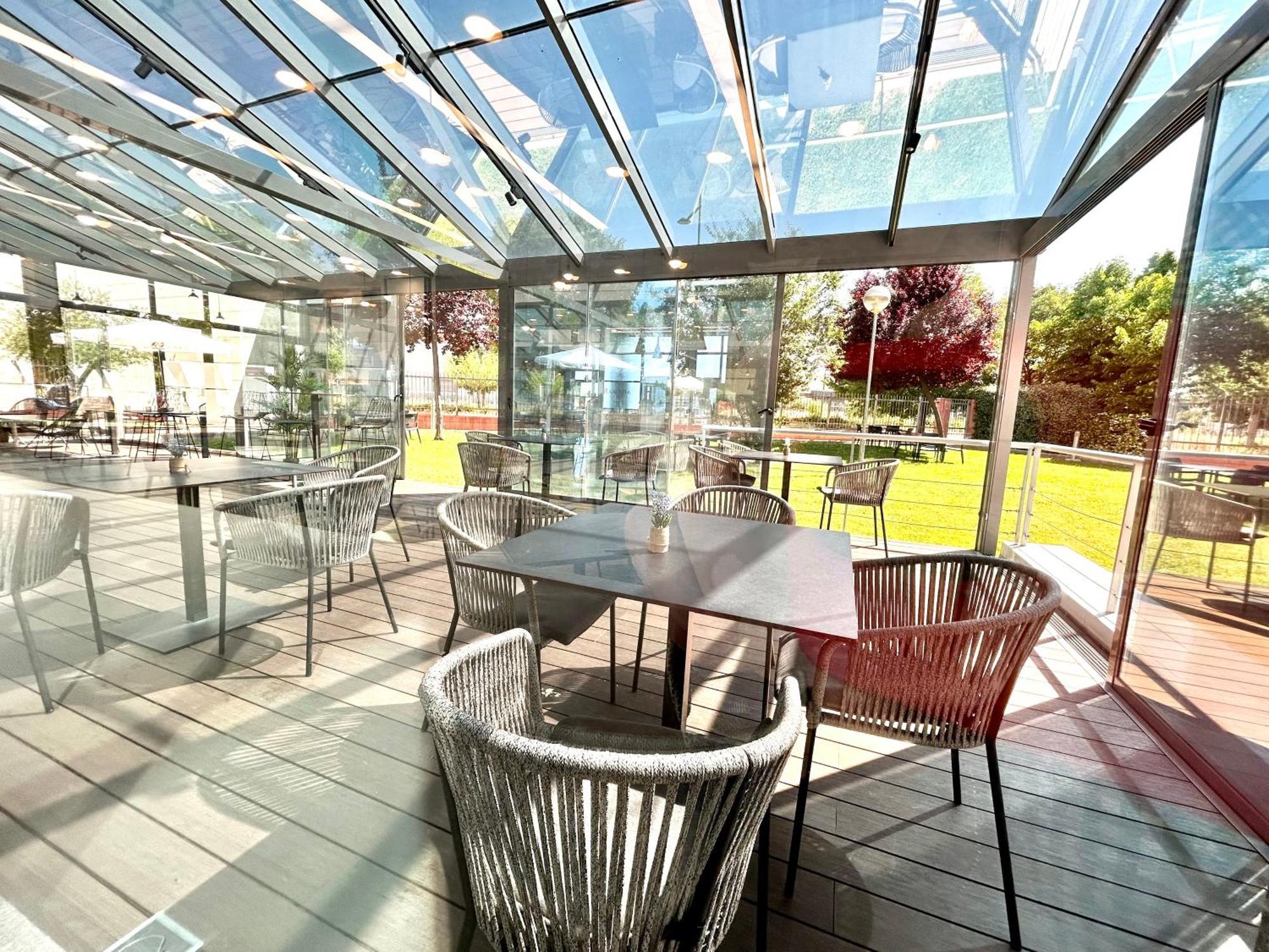 Готель Ramada By Wyndham Madrid Хетафе Екстер'єр фото