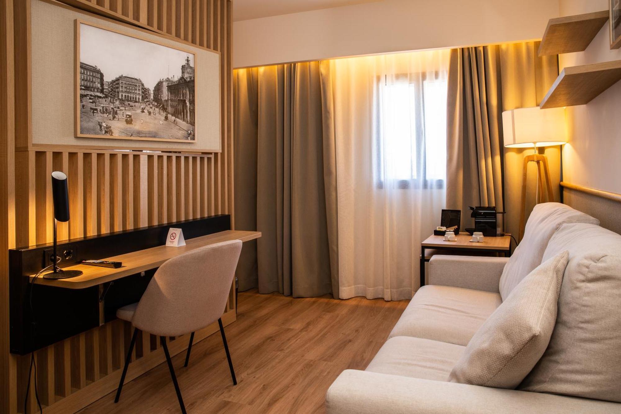 Готель Ramada By Wyndham Madrid Хетафе Екстер'єр фото