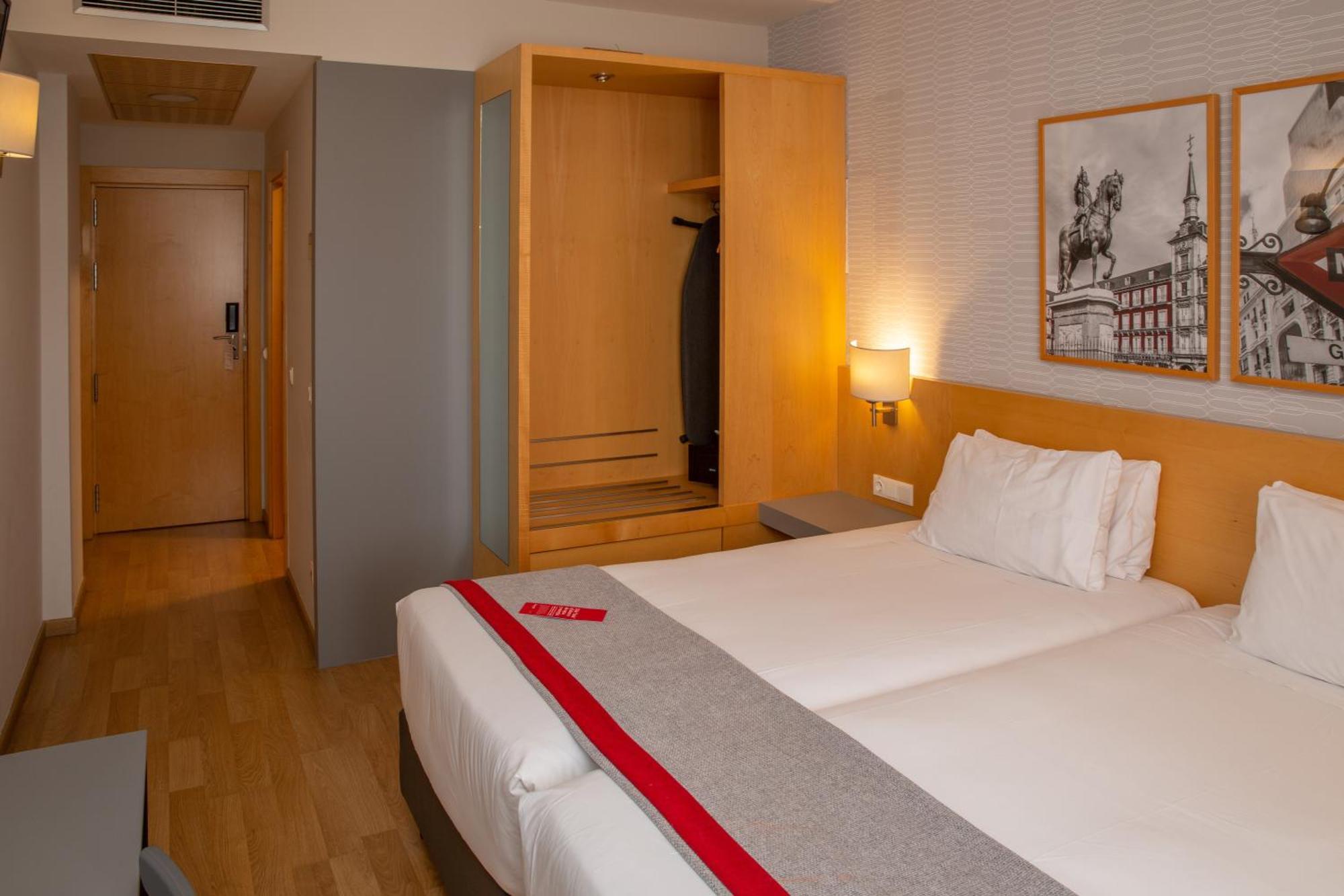 Готель Ramada By Wyndham Madrid Хетафе Екстер'єр фото