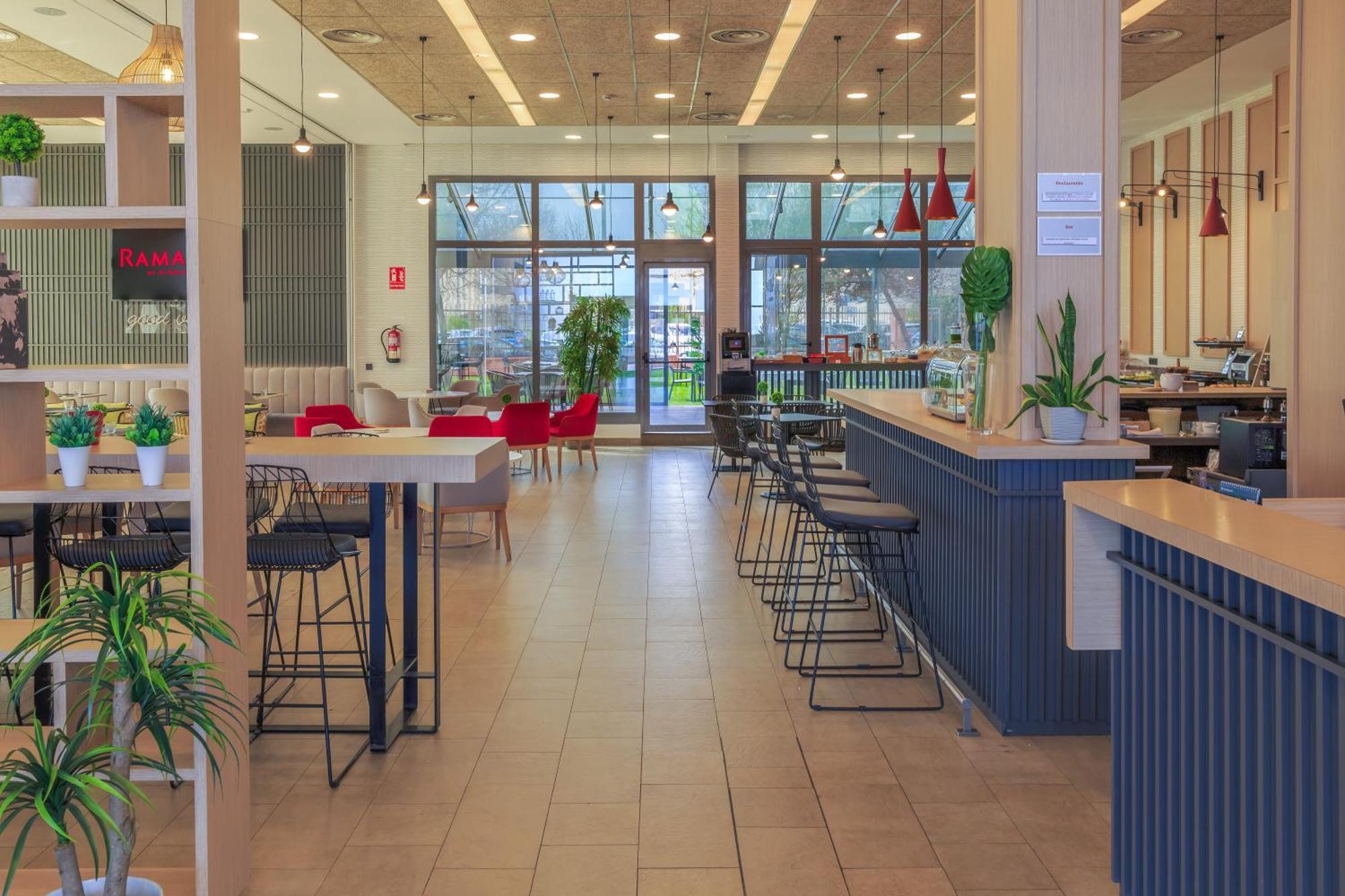 Готель Ramada By Wyndham Madrid Хетафе Екстер'єр фото